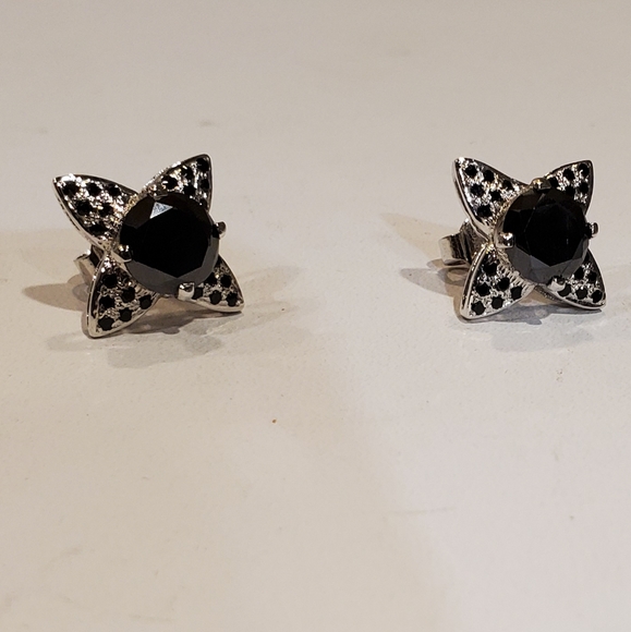 GENUINE MOISSANITE 4 cwt -black EARRINGS .925 - Picture 3 of 8
